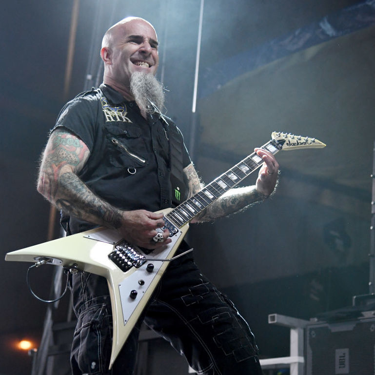 Scott Ian's Guitar Gear, Pedalboard & Amps | Equipboard®