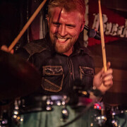 The Kidd On Drums uses 1 Canopus product