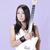 See how Naoko Yamano uses Rickenbacker 320