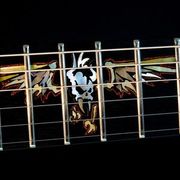 antonio_guitars_official