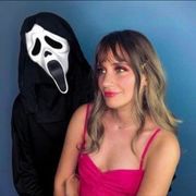 Sadie Dupuis uses 1 Moniker product