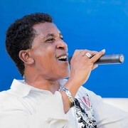Leonard Tucker