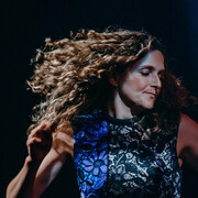 Abigail Washburn, member of Uncle Earl