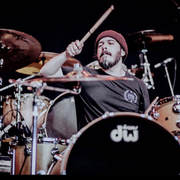 Ruben Duarte uses 1 Pork Pie product