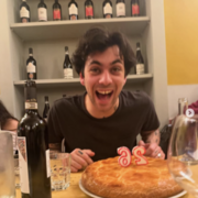 Luca Caruso uses 4 Istanbul products