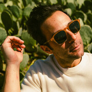Paul Loren, member of Easy Anthems