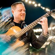 Trevor Gordon Hall uses 5 Fishman products