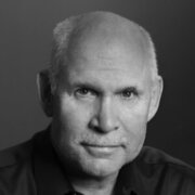 Steve McCurry uses 1 Leica Camera product
