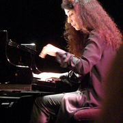 Marielle Labèque