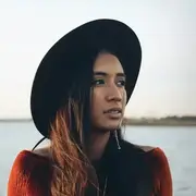 Raye Zaragoza