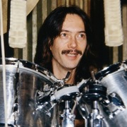 Johnny Yoshinaga