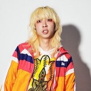 玉屋2060%, member of Wienners
