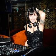 Elle Dee