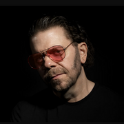 Dave Schulz, member of Berlin