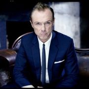 Gary Kemp uses 1 Snark product