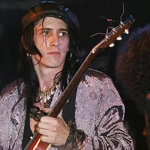 Izzy Stradlin Equipboard