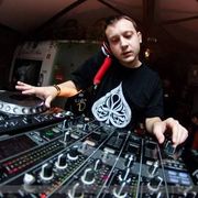 Lowroller uses 1 Plugin Boutique product