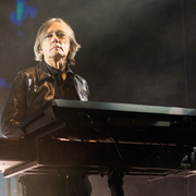 Roger O'Donnell uses 1 Bösendorfer product