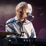 Richard Wright uses 1 Fairlight product