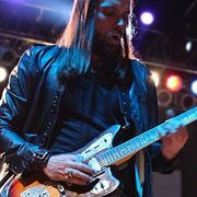 Chris Traynor uses 1 Lovepedal product