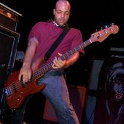 Jonathan Nuñez uses 2 Nuñez Amplification products
