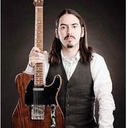 Dhani Harrison uses 1 Mastery Bridge product