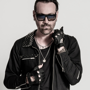 Ryan Shuck, member of Julien-K