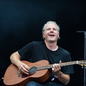 Chris Rosenau